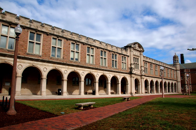 主建筑-圣路易斯华盛顿大学