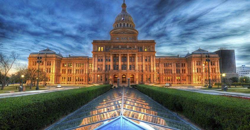 of texas at austin) ,又名德克萨斯大学奥斯汀分校,德州大学奥斯汀